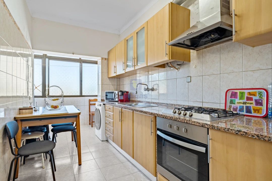 Apartamento T2 para Venda em Alto do Seixalinho, Santo André e Verderena Foto 3