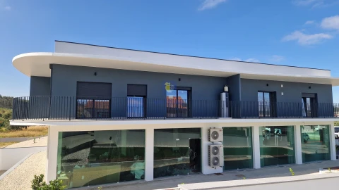 Negócio para Venda em Pelariga