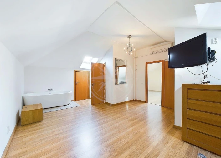 Apartamento T4 para Venda em Tavira (Santa Maria e Santiago) Foto 17