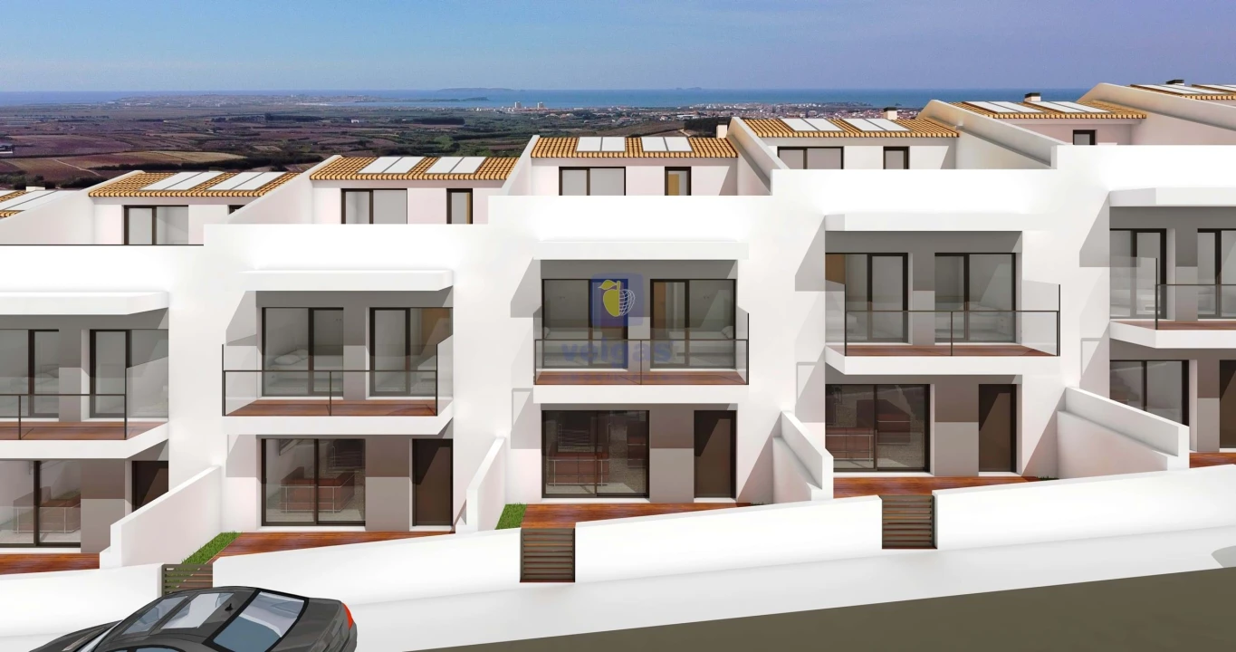 Moradia T3 para Venda em Atouguia da Baleia Foto 1