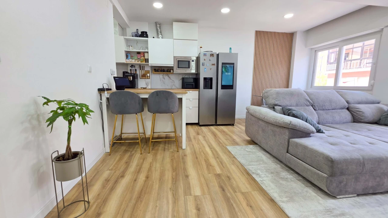 Apartamento T2 para Venda em Alvalade Foto 16