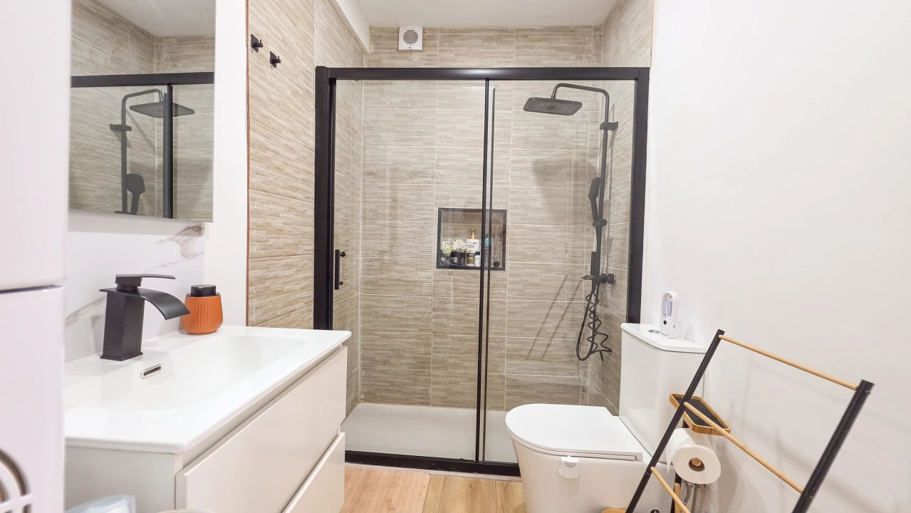 Apartamento T2 para Venda em Alvalade Foto 24