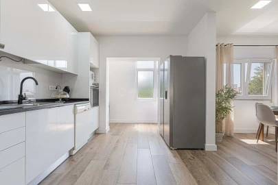 Apartamento T2 para Venda em Baixa da Banheira e Vale da Amoreira