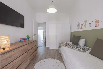 Apartamento T2 para Venda em Baixa da Banheira e Vale da Amoreira
