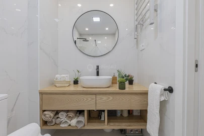 Apartamento T2 para Venda em Baixa da Banheira e Vale da Amoreira