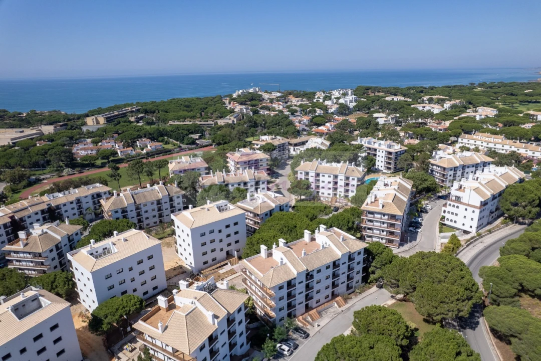 Apartamento T1 para Venda em Albufeira e Olhos de Água Foto 4