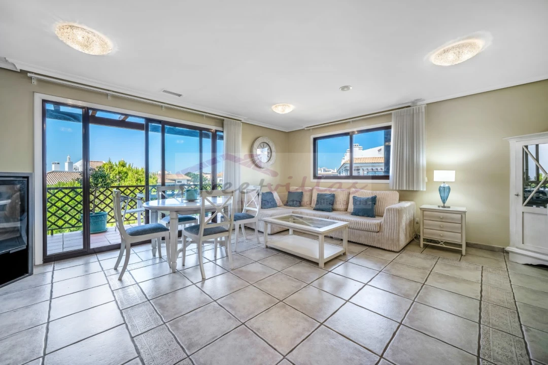 Apartamento T1 para Venda em Albufeira e Olhos de Água Foto 10