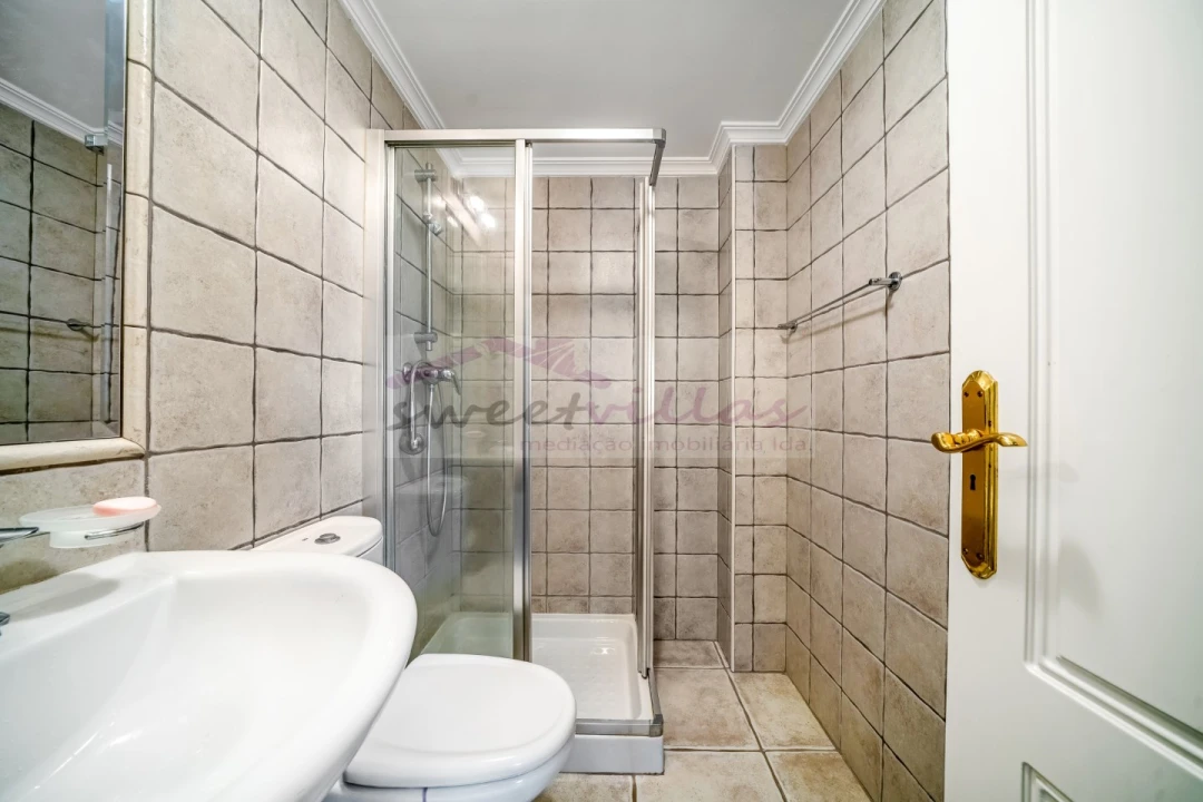 Apartamento T1 para Venda em Albufeira e Olhos de Água Foto 32