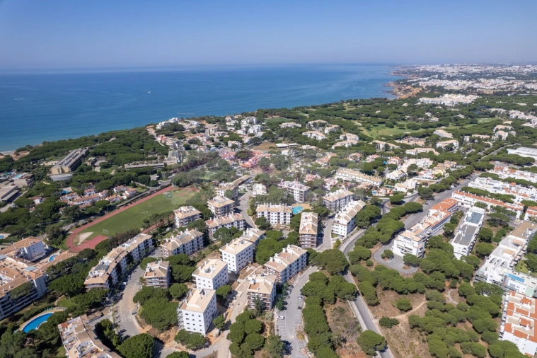 Apartamento T1 para Venda em Albufeira e Olhos de Água Foto 2