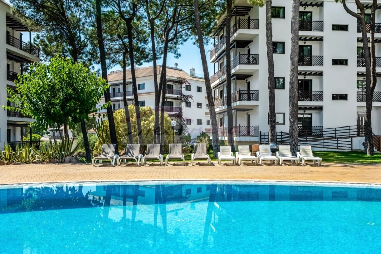 Apartamento T1 para Venda em Albufeira e Olhos de Água Foto 9
