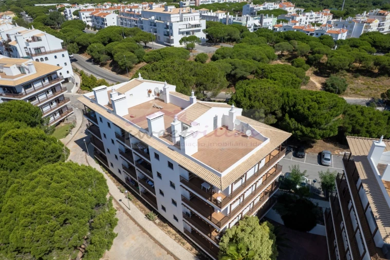 Apartamento T1 para Venda em Albufeira e Olhos de Água Foto 35