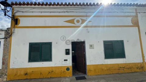 Moradia T2 para Venda em Castro Verde e Casével