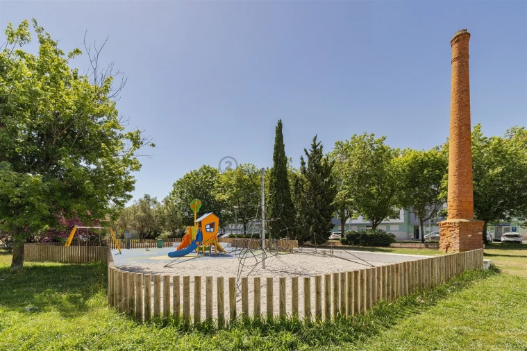 Apartamento T3 para Venda em Montijo e Afonsoeiro Foto 2