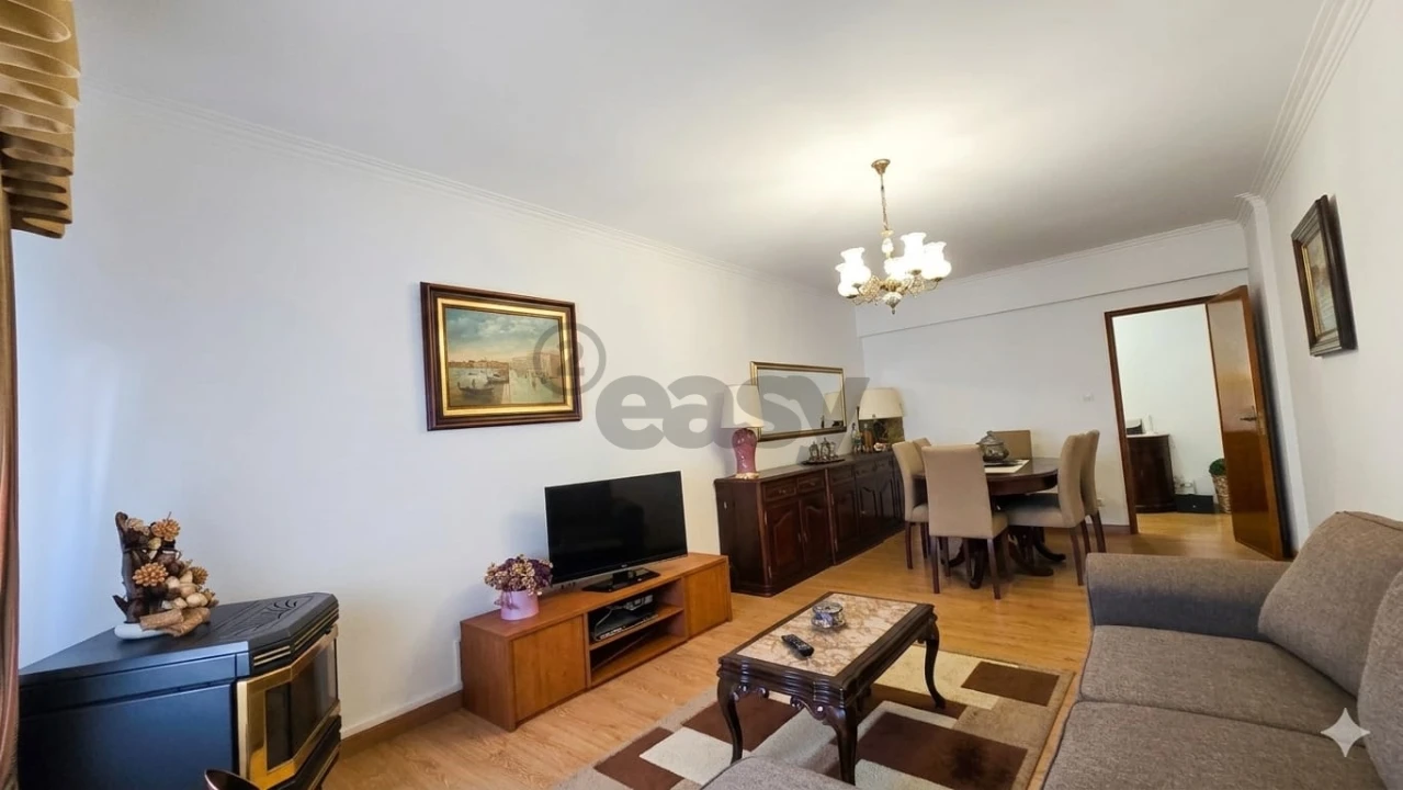Apartamento T2 para Venda em Cacém e São Marcos Foto 2