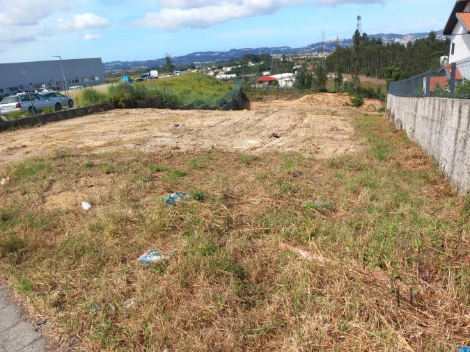 Terreno para Venda em Gondomar (São Cosme), Valbom e Jovim Foto 2
