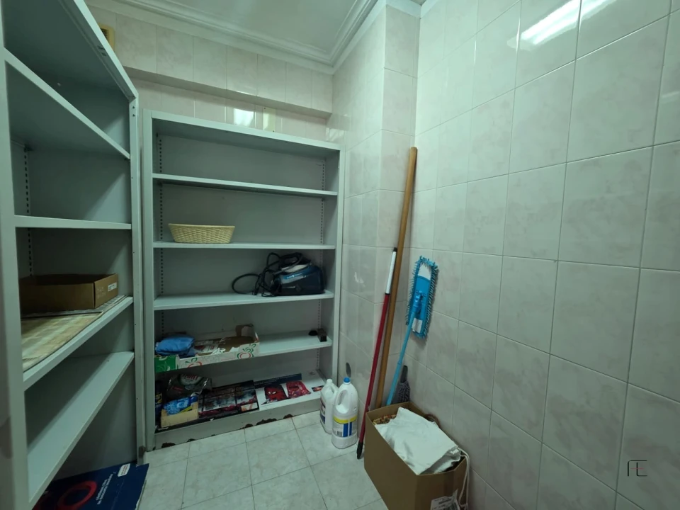 Moradia T4 para Venda em Arcozelo Foto 80