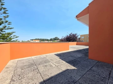 Moradia T4 para Venda em Arcozelo