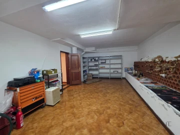 Moradia T4 para Venda em Arcozelo