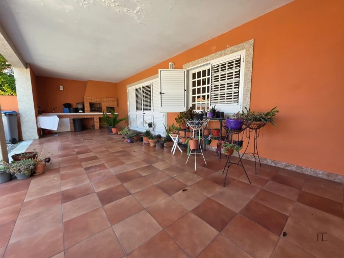 Moradia T4 para Venda em Arcozelo Foto 14