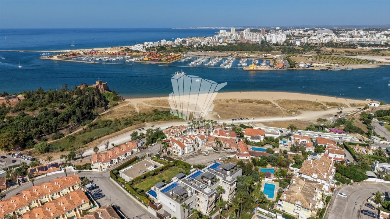 Apartamento T3 para Venda em Ferragudo Foto 4