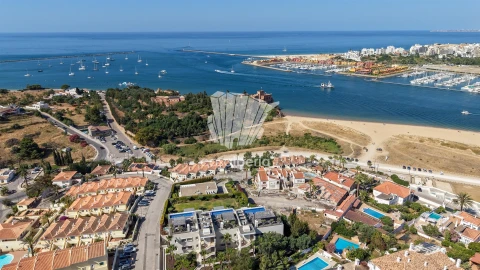 Apartamento T3 para Venda em Ferragudo