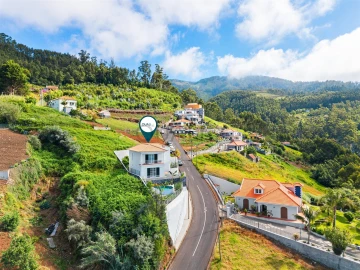 Moradia T3 para Venda em Canhas