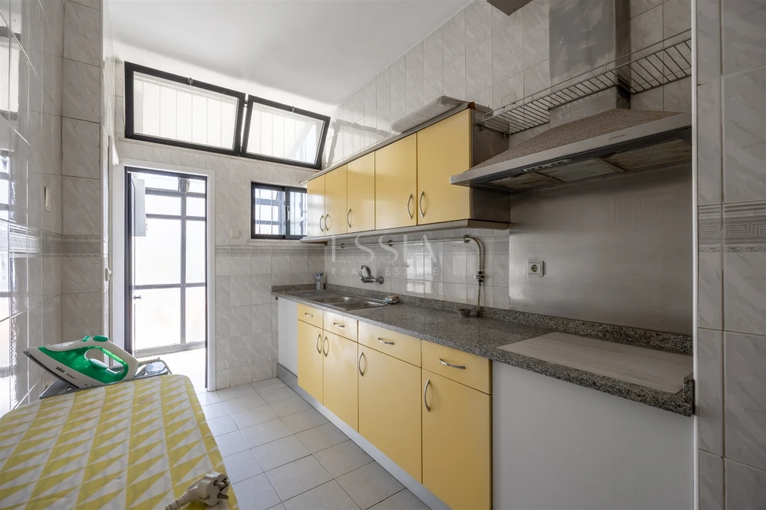 Moradia T5 para Venda em Aldoar, Foz do Douro e Nevogilde Foto 14