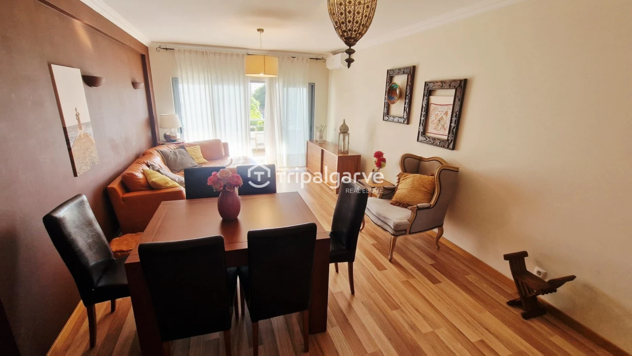 Apartamento T2 para Venda em Portimão Foto 8