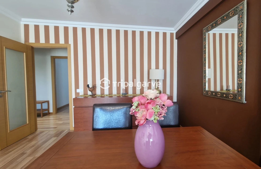 Apartamento T2 para Venda em Portimão Foto 12