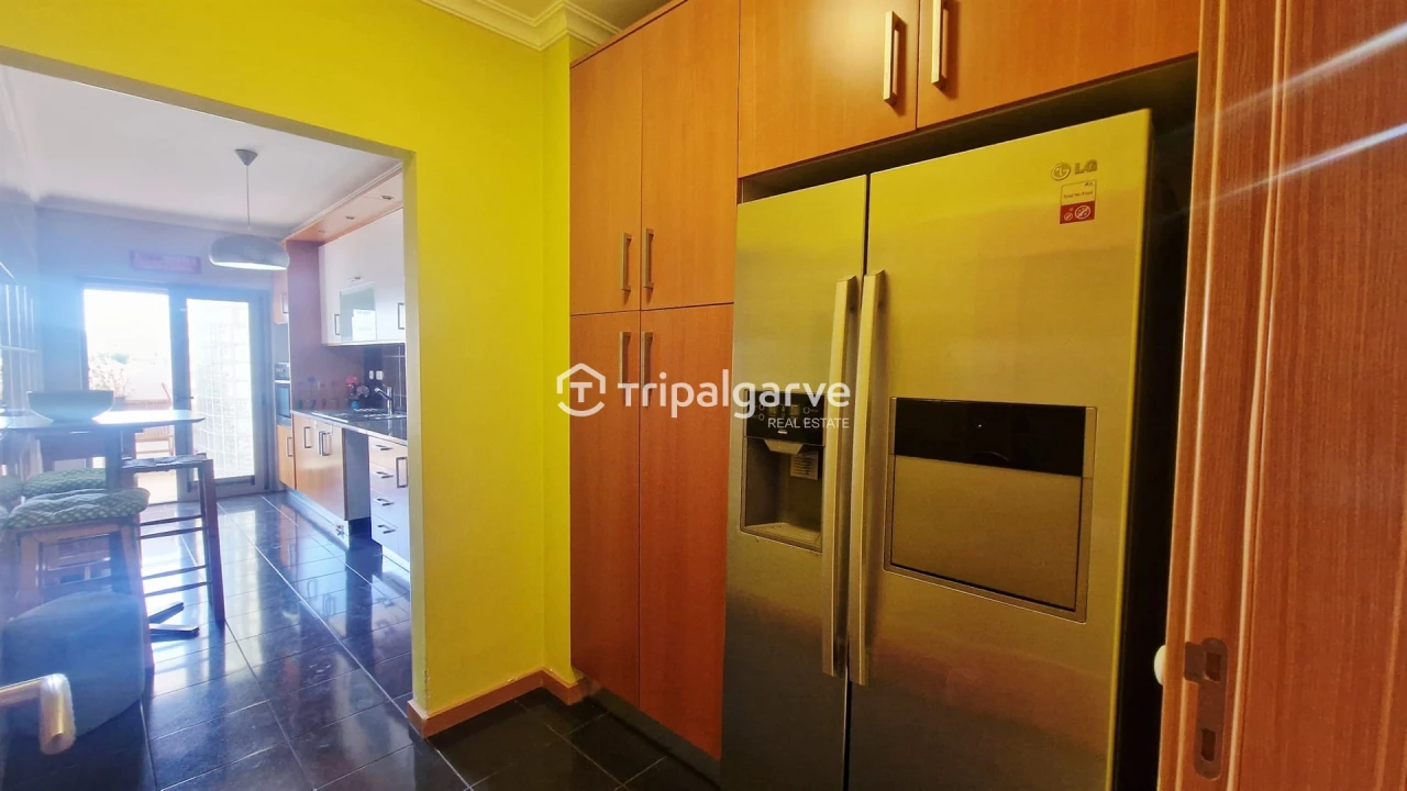 Apartamento T2 para Venda em Portimão Foto 5