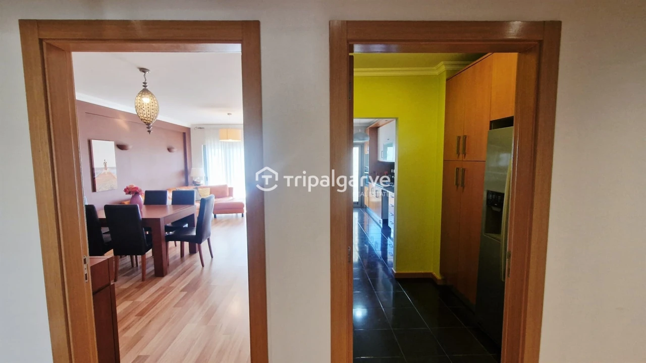 Apartamento T2 para Venda em Portimão Foto 13