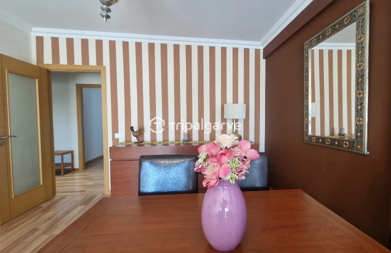 Apartamento T2 para Venda em Portimão Foto 12