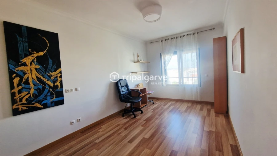 Apartamento T2 para Venda em Portimão Foto 16