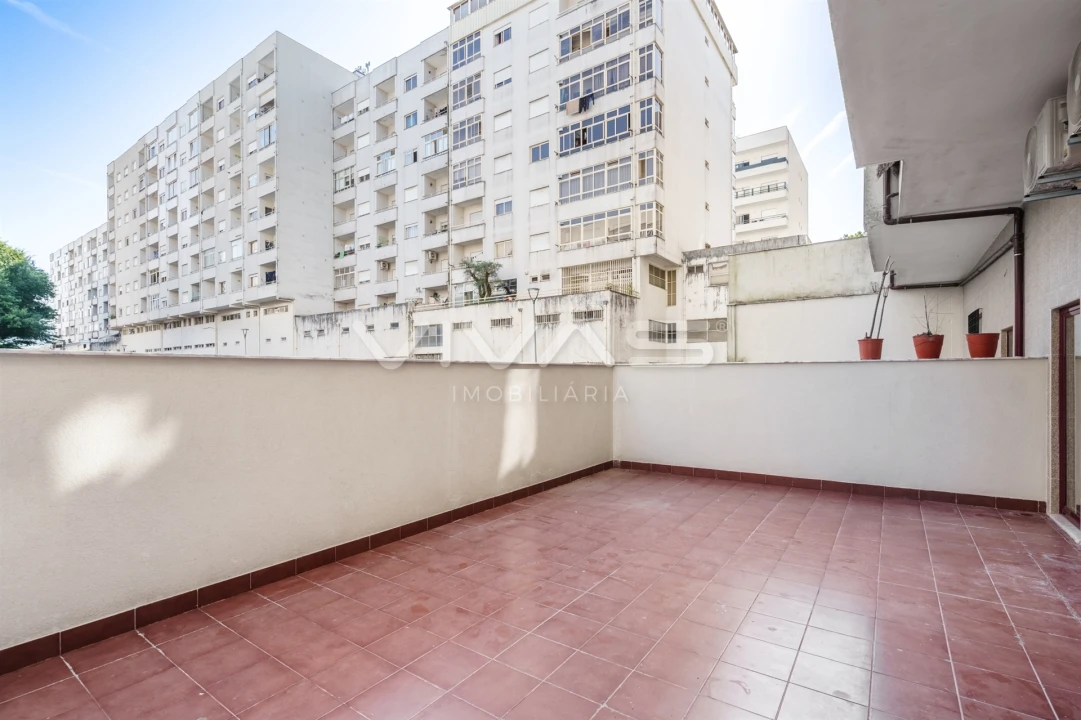 Apartamento T2 para Venda em São Vicente (Braga) Foto 23