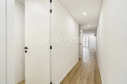 Apartamento T2 para Venda em São Vicente (Braga)