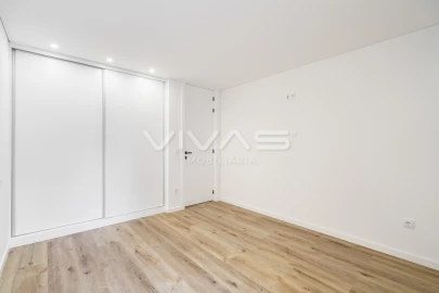 Apartamento T2 para Venda em São Vicente (Braga)