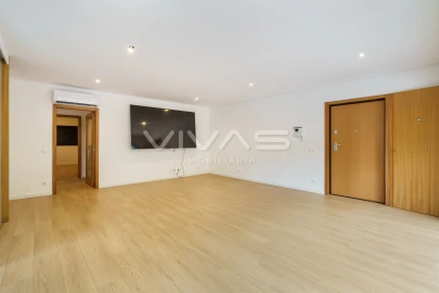 Apartamento T3 para Venda em Soutelo