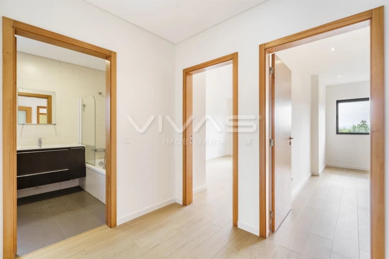 Apartamento T3 para Venda em Soutelo Foto 13