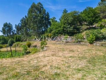 Terreno para Venda em Sande, Vilarinho, Barros e Gomide