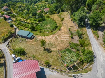 Terreno para Venda em Sande, Vilarinho, Barros e Gomide
