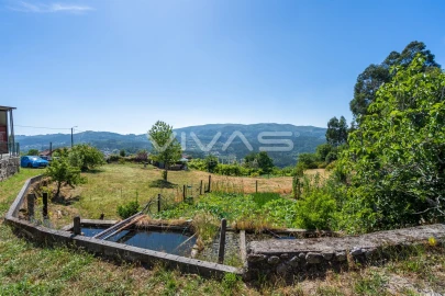 Terreno para Venda em Sande, Vilarinho, Barros e Gomide