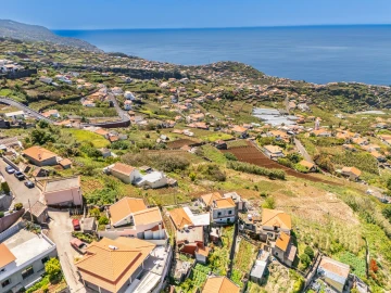 Terreno para Venda em Ponta do Sol