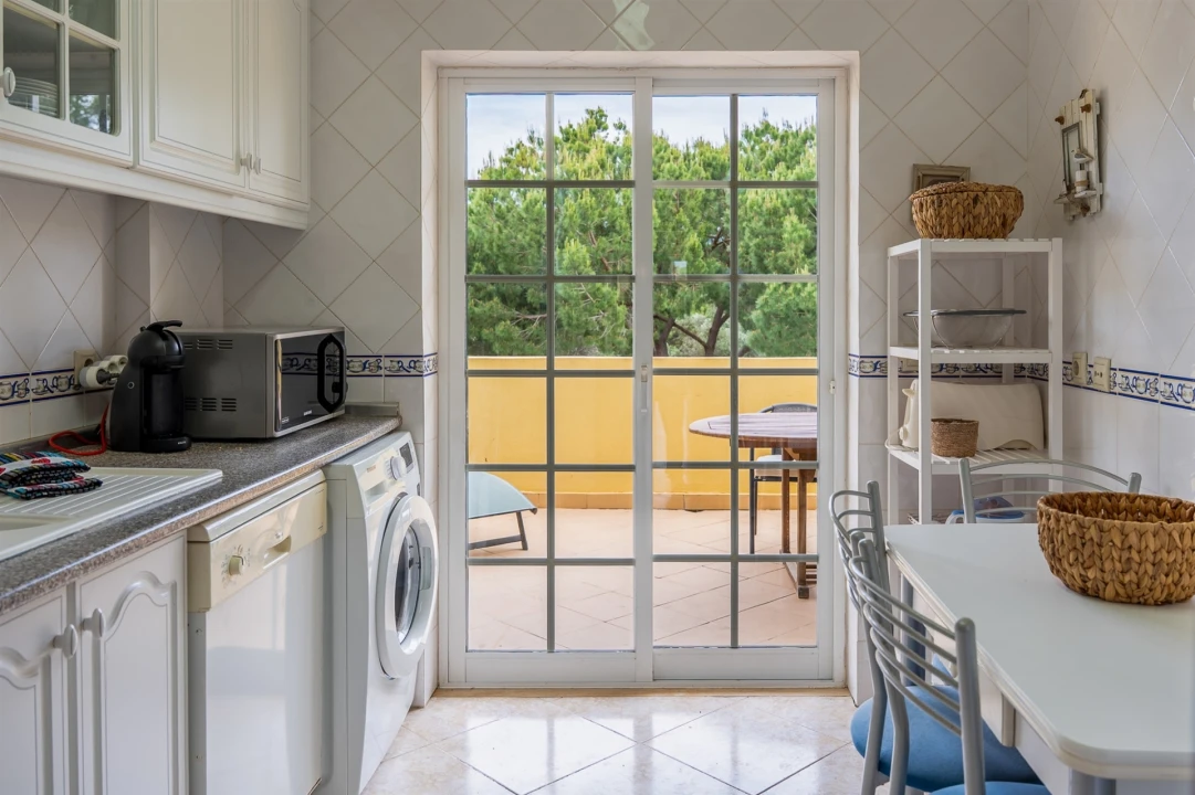Apartamento T3 para Venda em Quarteira Foto 22