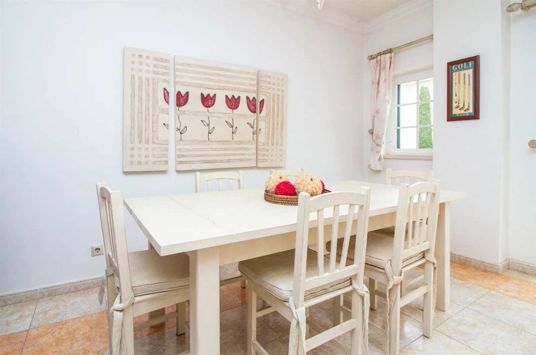 Apartamento T3 para Venda em Quarteira Foto 5