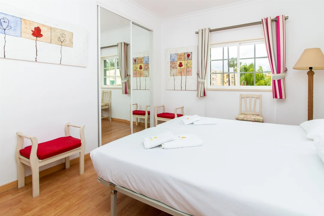 Apartamento T3 para Venda em Quarteira Foto 47