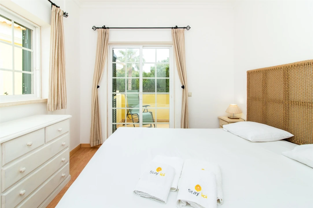 Apartamento T3 para Venda em Quarteira Foto 52