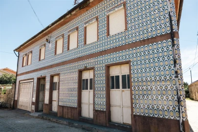 Moradia T6 para Venda em Seroa