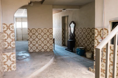 Moradia T6 para Venda em Seroa