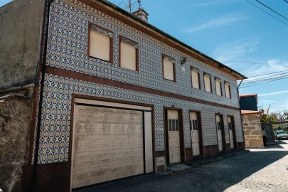 Moradia T6 para Venda em Seroa