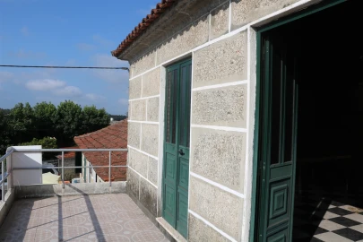 Moradia T3 para Venda em Lustosa e Barrosas (Santo Estêvão)